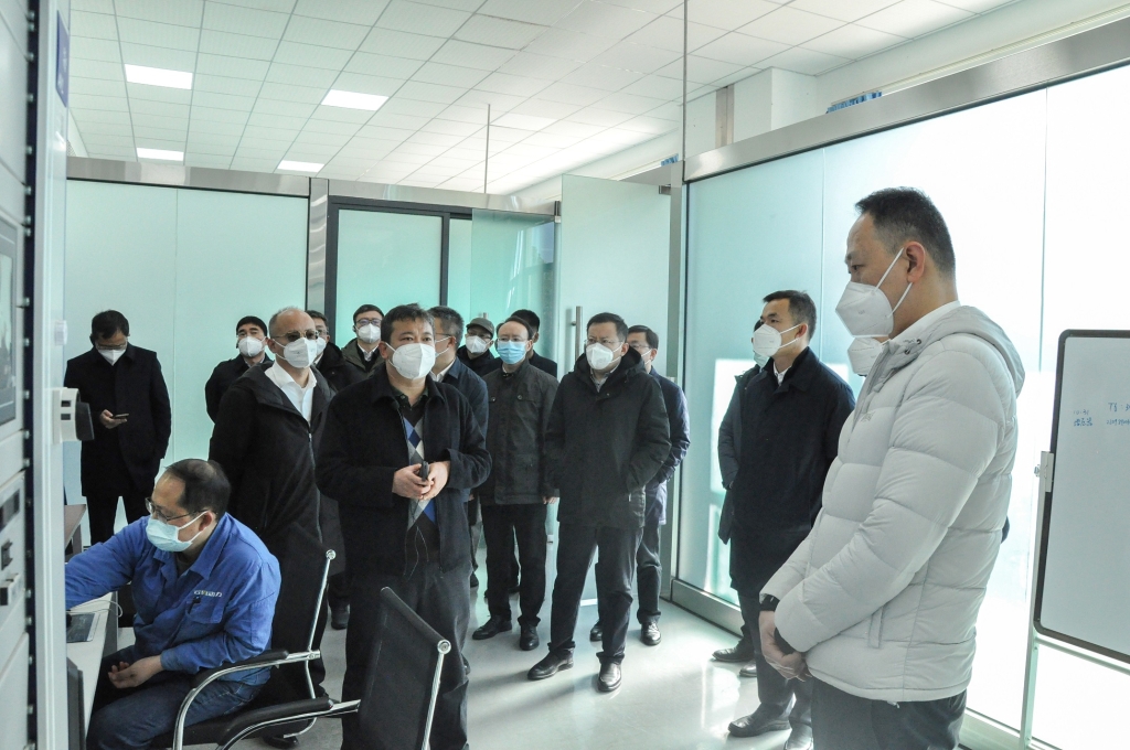 �����ϸ�����ŵ�ΰ�ײ���չ����